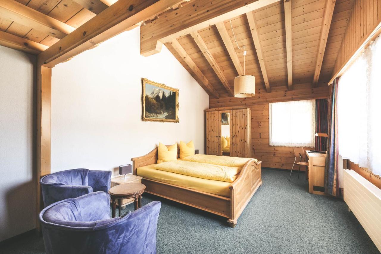 Hotel Alpina Kandersteg Luaran gambar