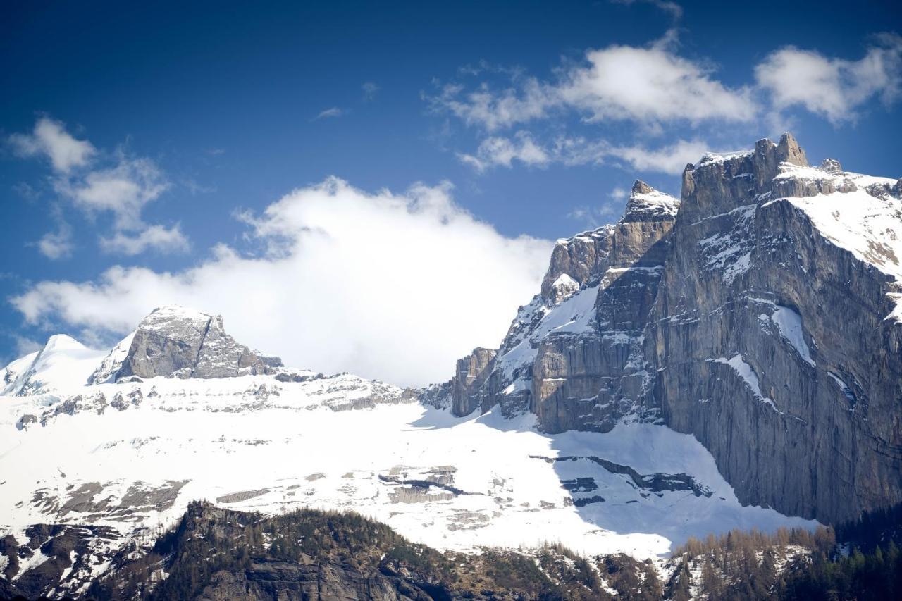 Hotel Alpina Kandersteg Luaran gambar