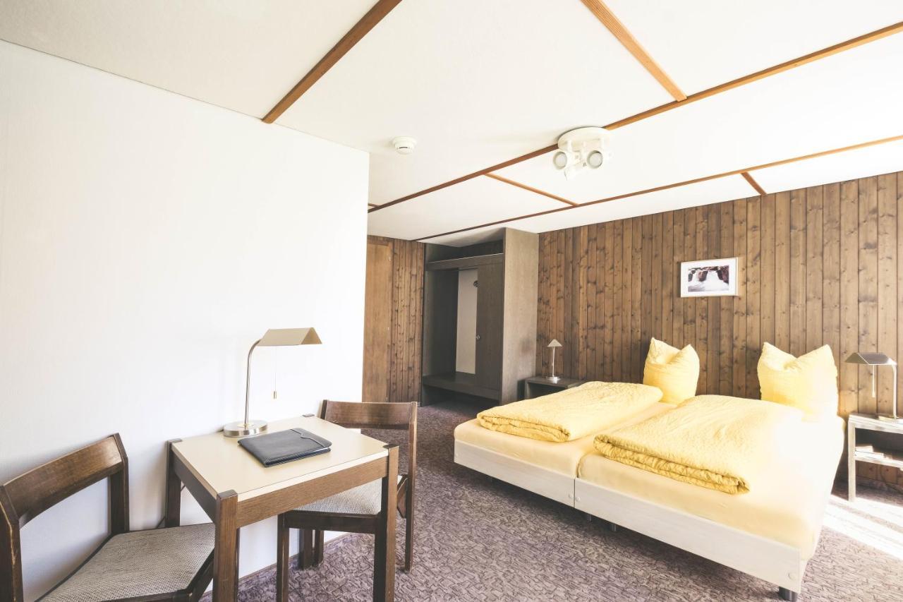 Hotel Alpina Kandersteg Luaran gambar