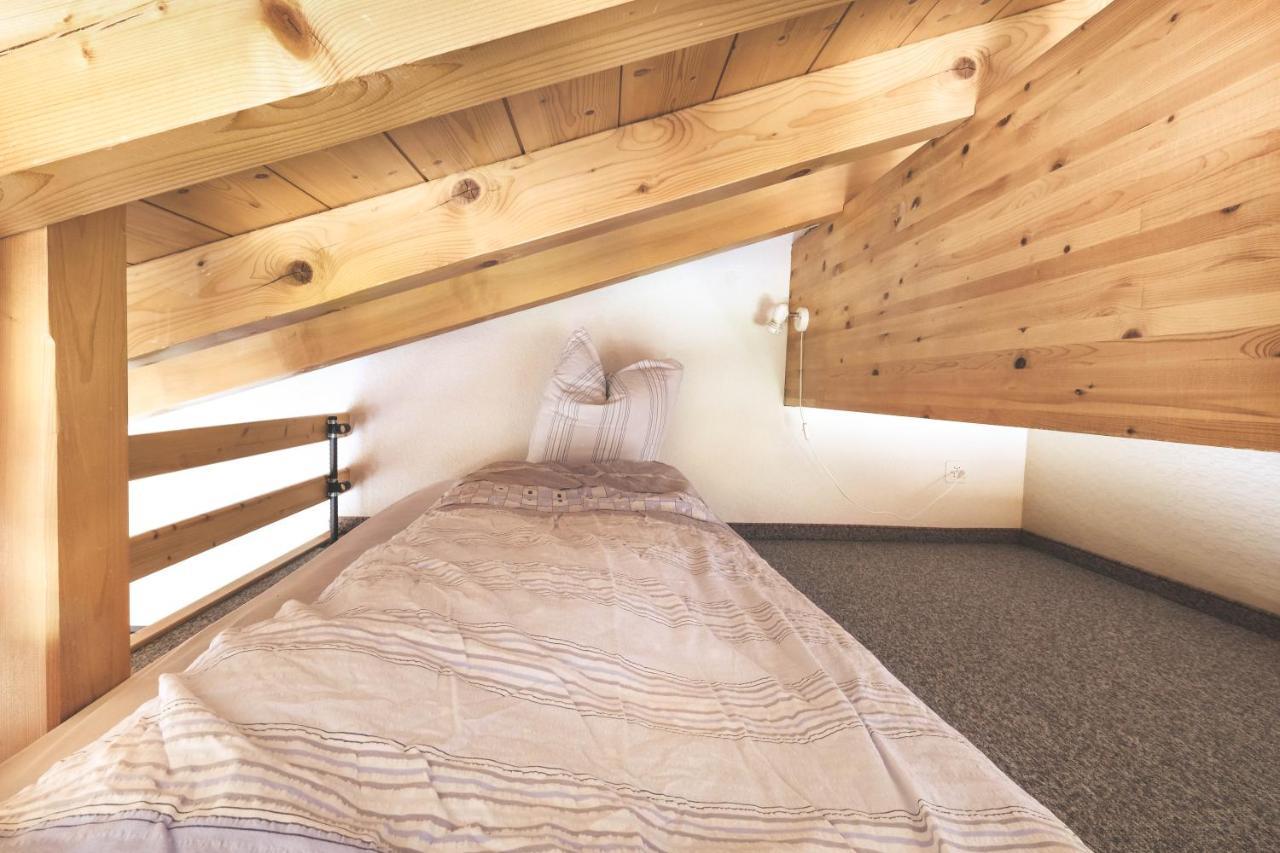 Hotel Alpina Kandersteg Luaran gambar