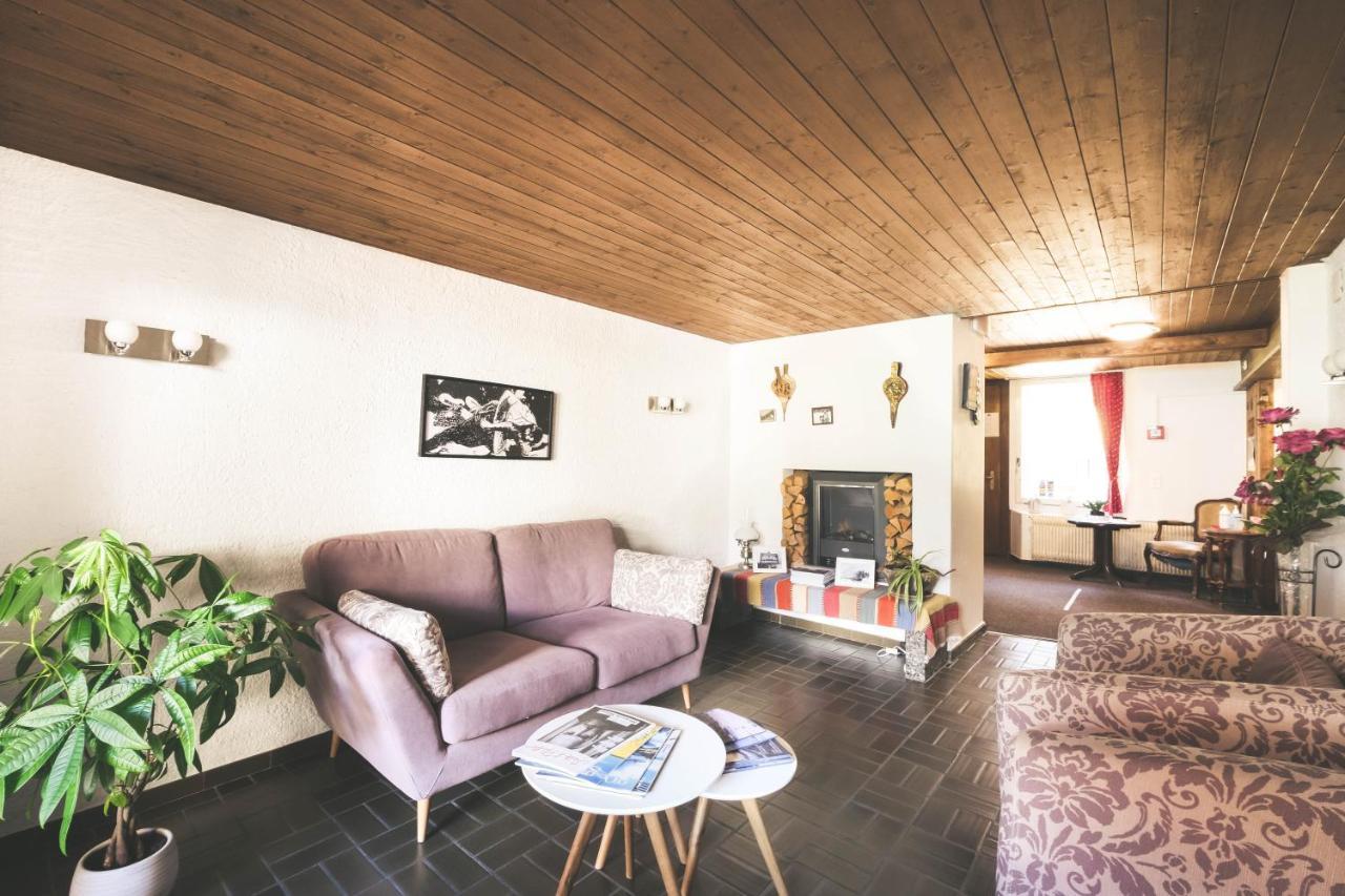 Hotel Alpina Kandersteg Luaran gambar