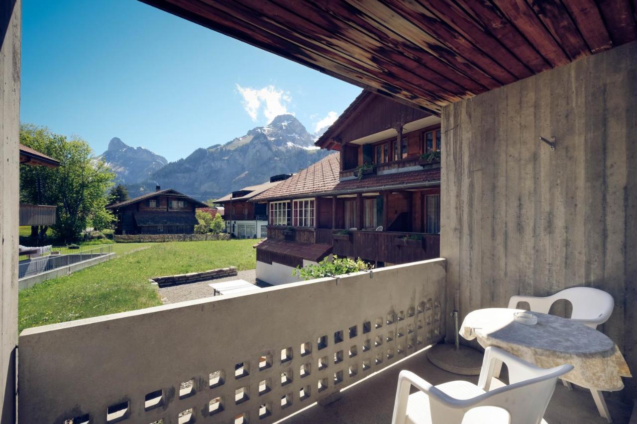 Hotel Alpina Kandersteg Luaran gambar
