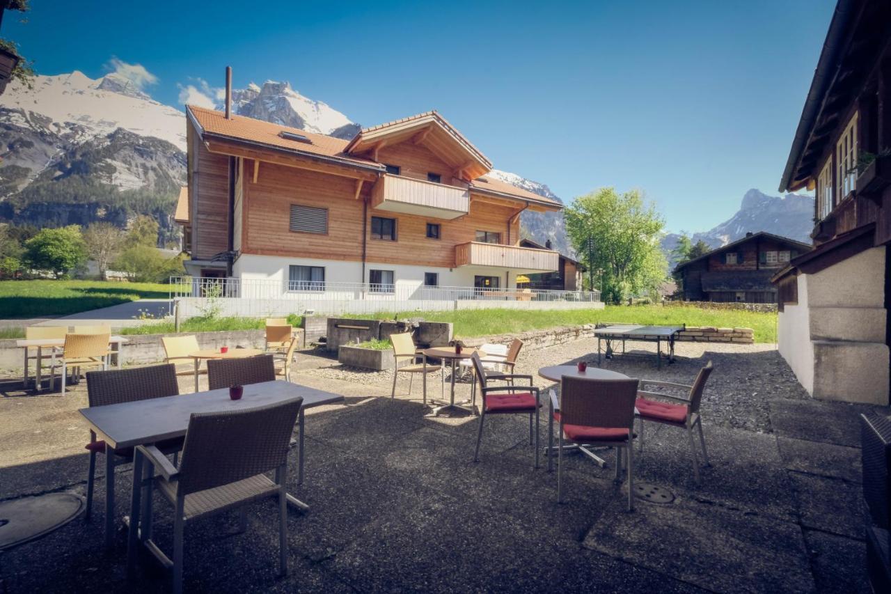 Hotel Alpina Kandersteg Luaran gambar